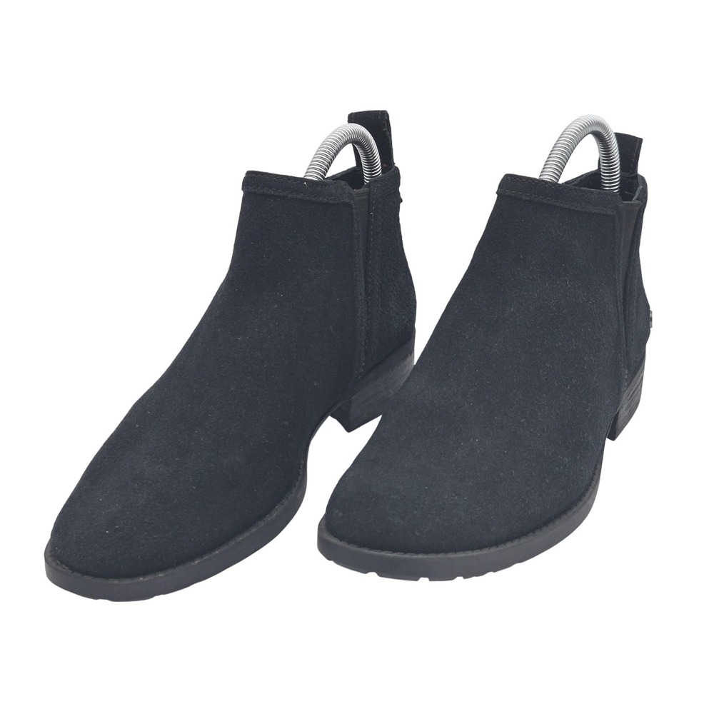 UGG Chelsea Booties Womens Size 7 Black Suede Ankle Low‎ Heel Lug Sole 1105909